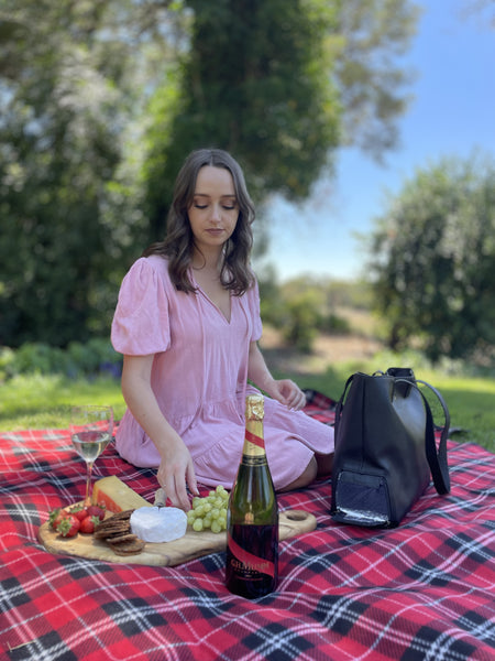 Summer Picnic Essentials: Wine Totes and More